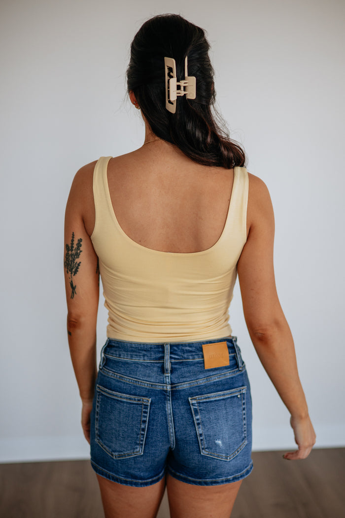 Delta Basic Tank - Butter