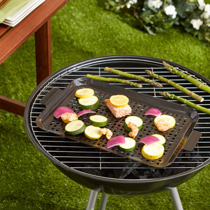 grill topper in use
