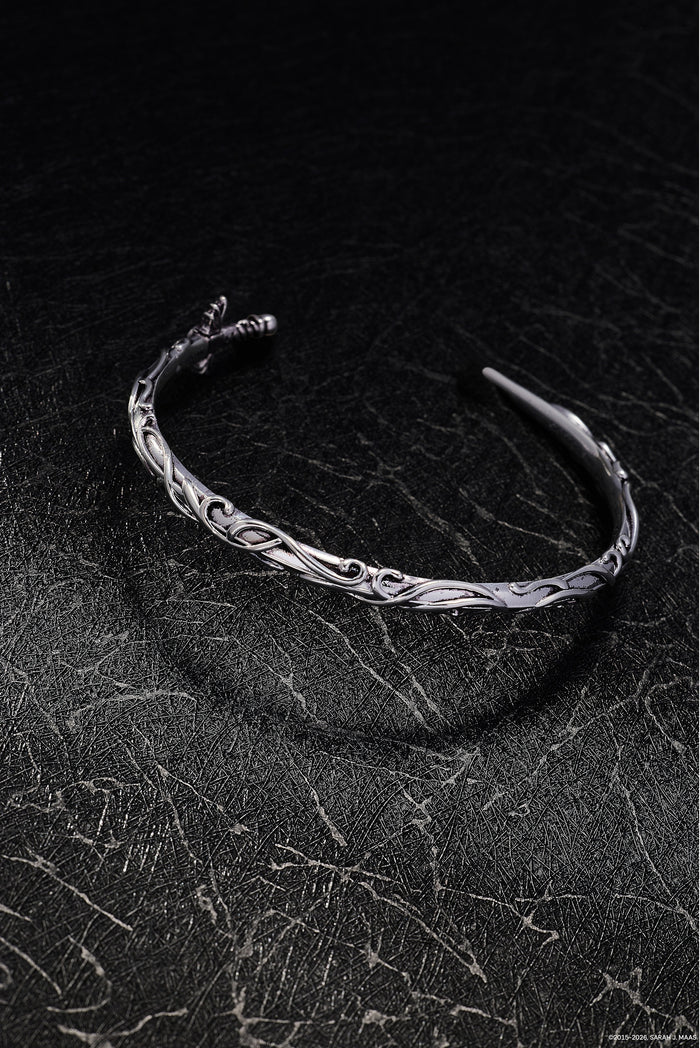 A Court of Thorns and Roses Illyrian Sword & Shadows Cuff - Gold