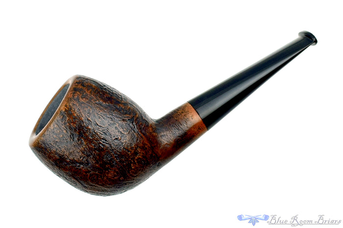 Blue Room Briars is proud to present this Charl Goussard Pipe Sandblast Devil Anse