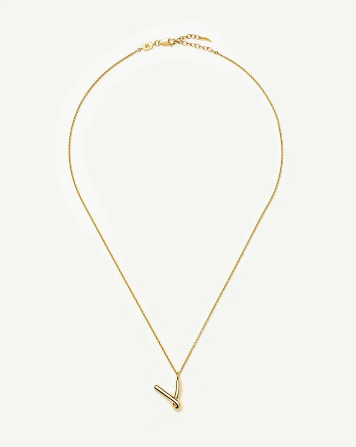 Curly Molten Initial Pendant Necklace - V | 18k Gold Vermeil Necklaces Missoma