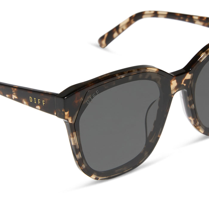 diff eyewear gia square oversized sunglasses with a espresso tortoise frame and grey lenses detailed view