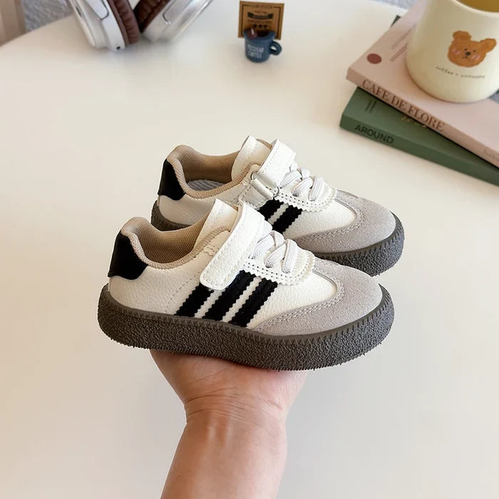 Kids Sneakers for Boys & Girls – Lightweight Tennis Shoes, Spring/Fall Comfortable Walking Footwear