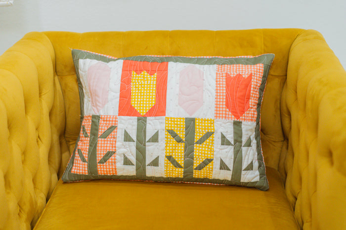 MGQS Tulips Pillow Kit