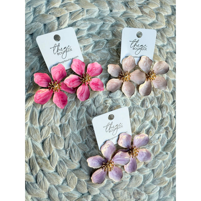 Pearlized Flower Earring (pink)