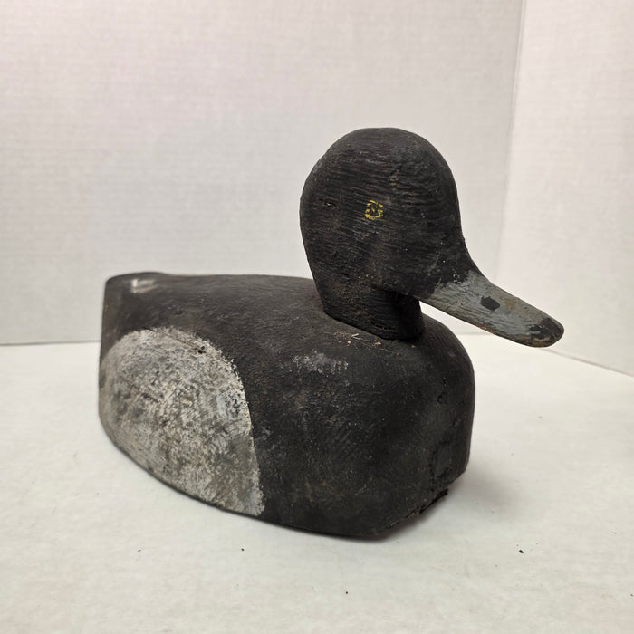 primitive Folk Art hand-carved wooden hunting duck decoy