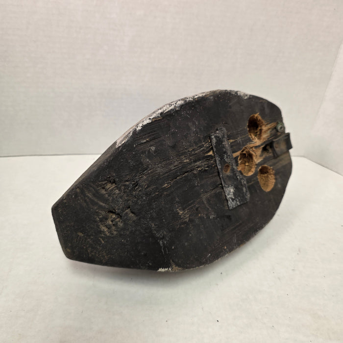 primitive Folk Art hand-carved wooden hunting duck decoy