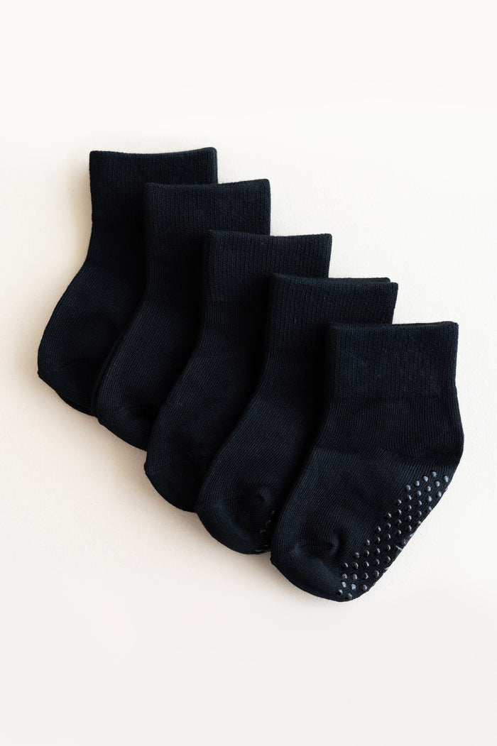 Combo 5-Pack of Quarter Socks in Midnight Black with Grip Bottom