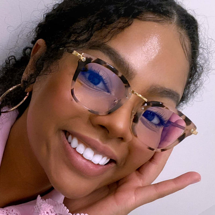 lifestyle - glaminista08 wearing rue himalayan tortoise blue light technology glasses