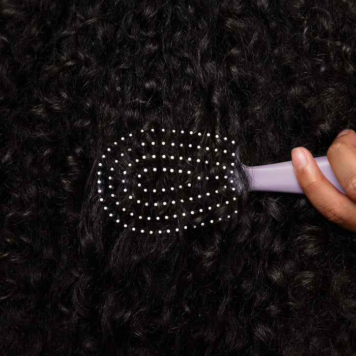 Kitsch Soft Violet Detangling Flexi Brush Mini benefits infographic – compact travel-friendly detangling brush