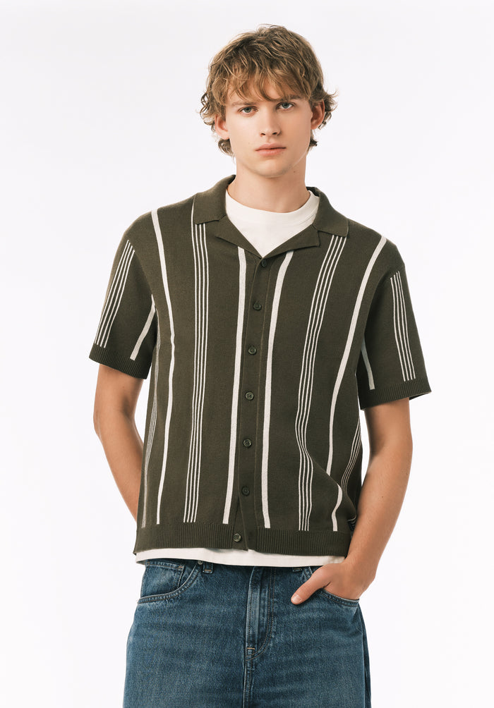 Buffalo Men Sweaters Green Knit Sweaters Open Collar Short Sleeve